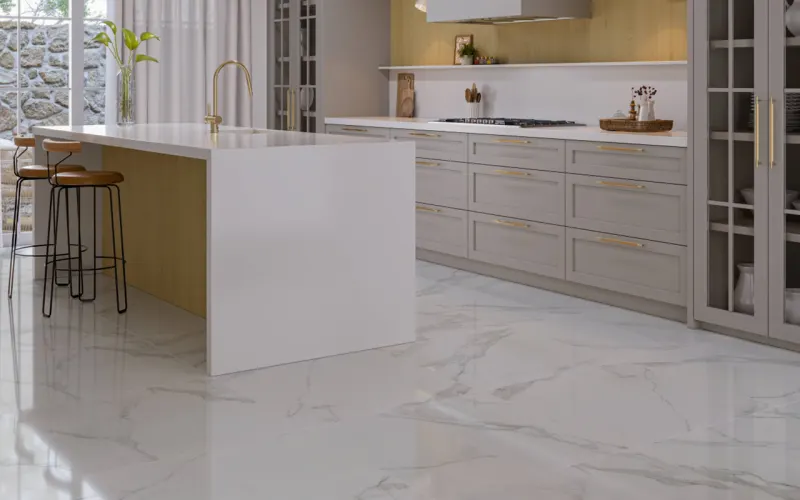 5 cozinhas com porcelanatos Eliane para se inspirar (Cais, Sílica e mais)