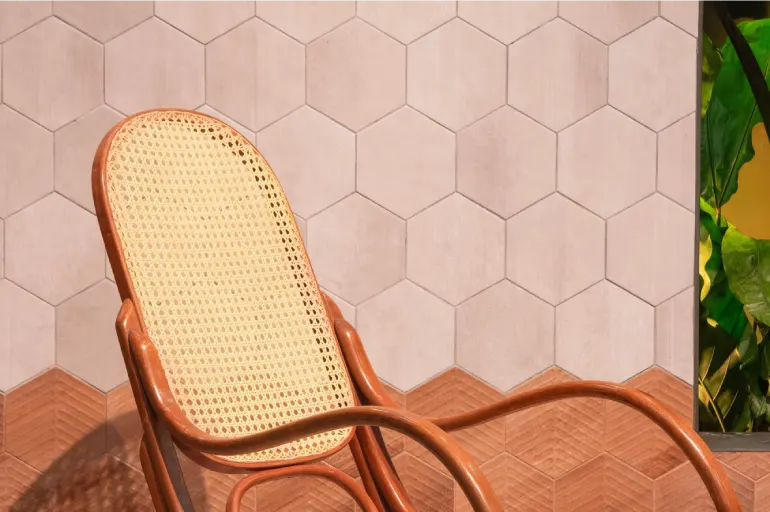 Porcelanato com efeito argila Decortiles para ambientes terrosos