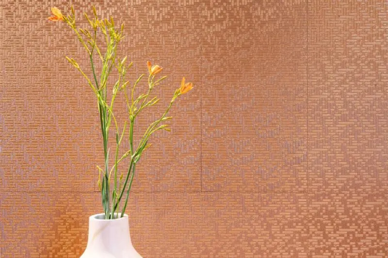 Como apostar em revestimentos metalizados Decortiles
